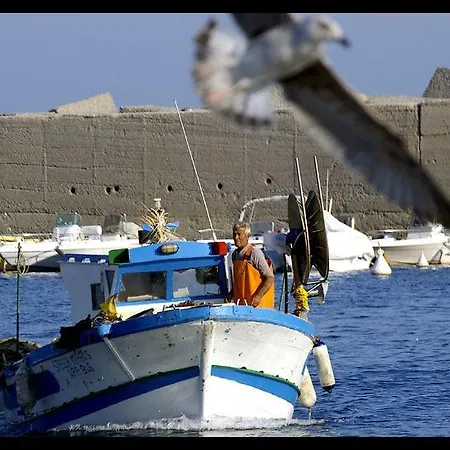 Casa Vacanze Nonna Lalla * Isola delle Femmine